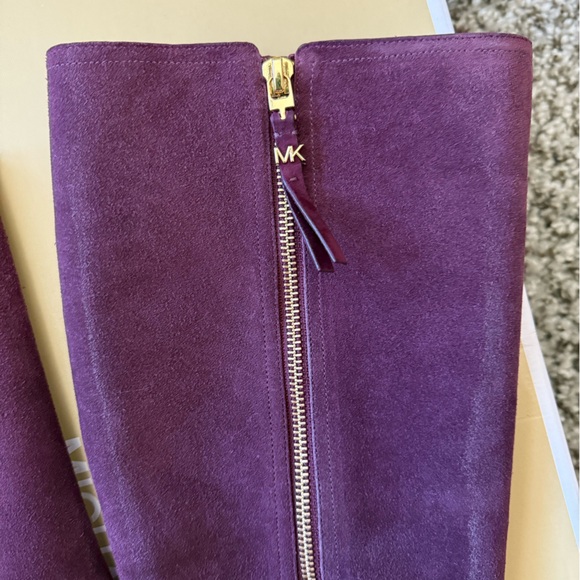 Michael Kors Suede Boots Size 8 - Picture 5 of 6